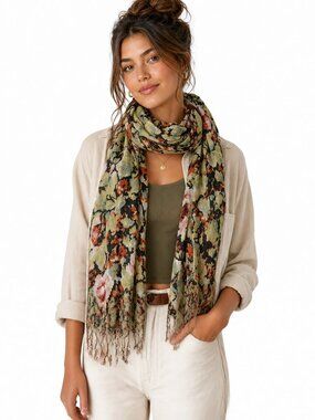 1/2 PRICE🔻Bloomingdale's Viscose Scarf/Wrap